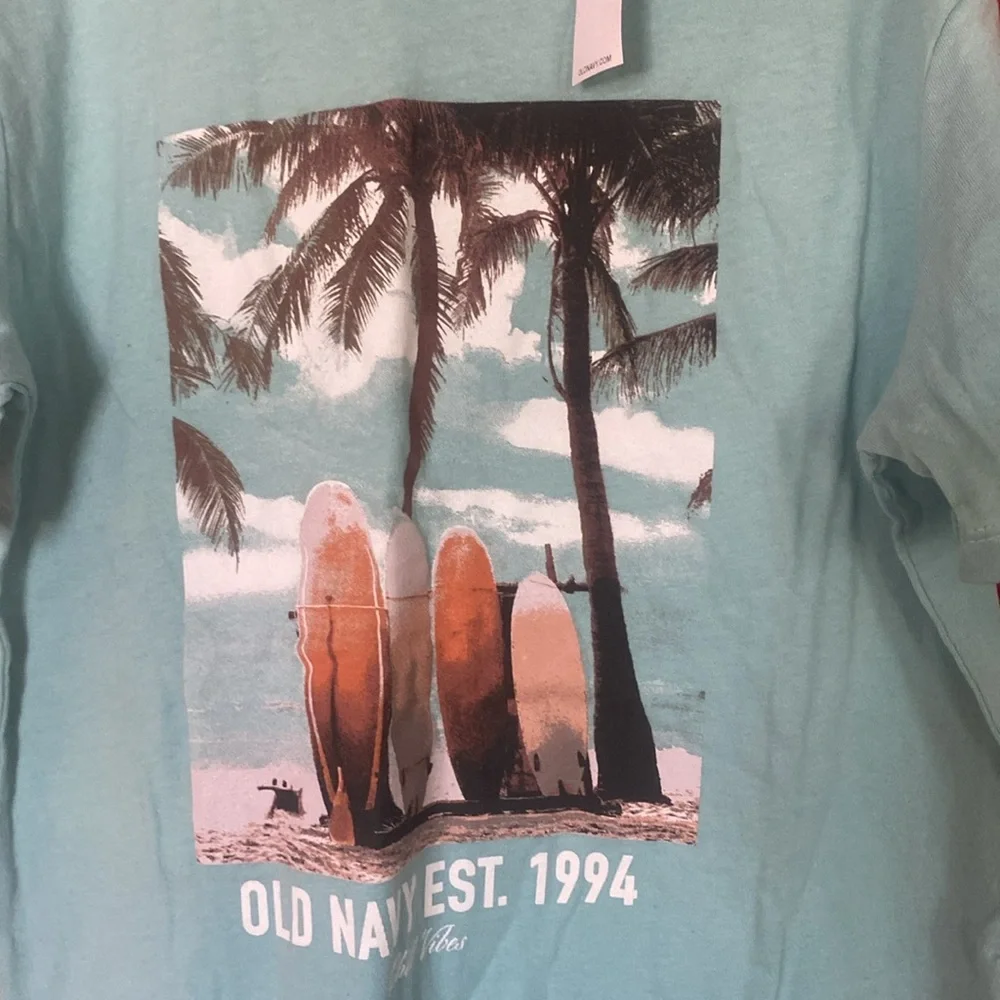 NWT Old Navy short sleeve shirts, med